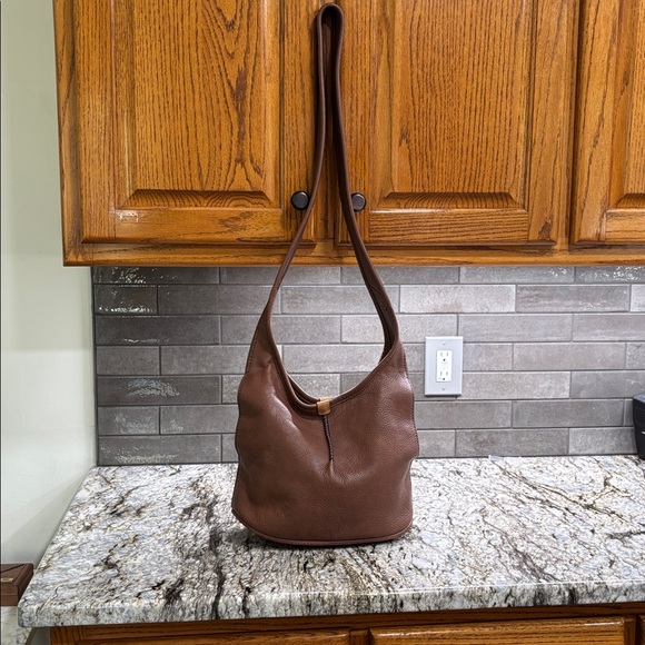 Ugg Australia Classic Hobo - Picture 2 of 8